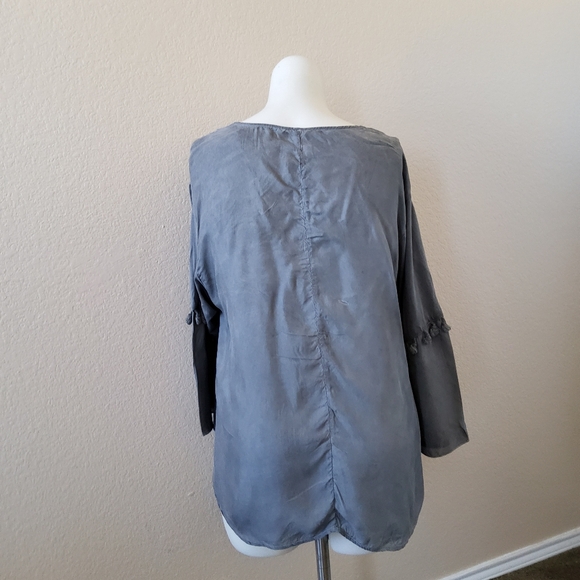 Whisper & Glow Fringe Bell Sleeve Peasant Top Size L Grey New - Picture 6 of 11